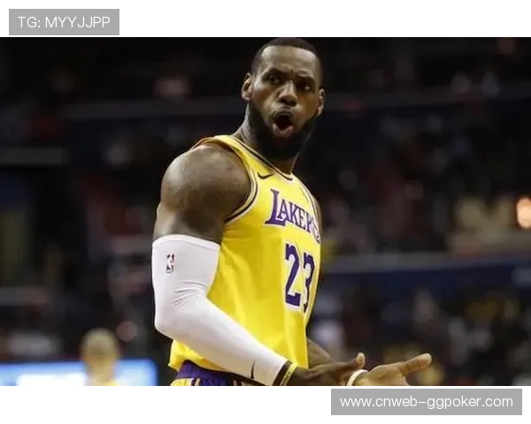 暂停期间战术板曝光，斯波尔斯特拉调整制胜